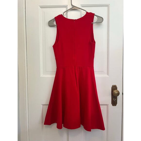 Love...Ady Nordstrom Women's XS Dress Red Scalloped V-Neck Fit & Flare Mini - Picture 3 of 11